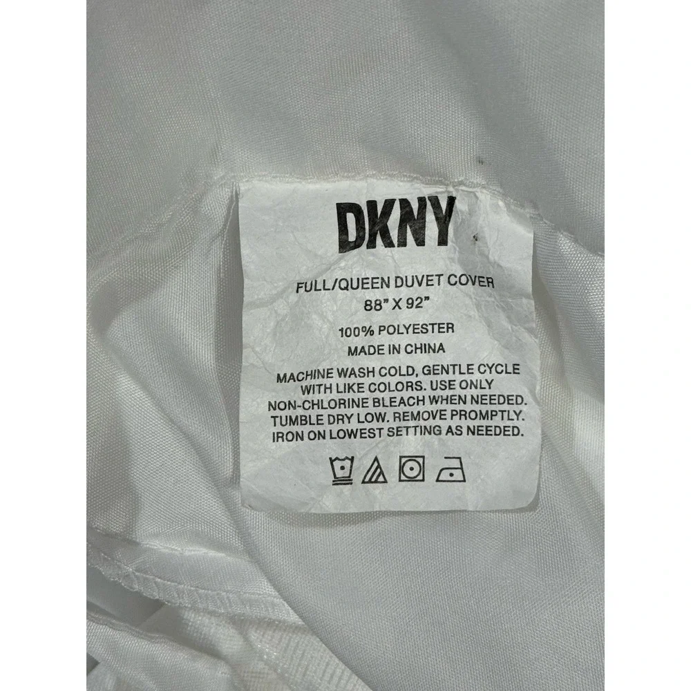 DKNY Soft Textured Solid White Duvet Cover Queen Full ‎ ,Buttons